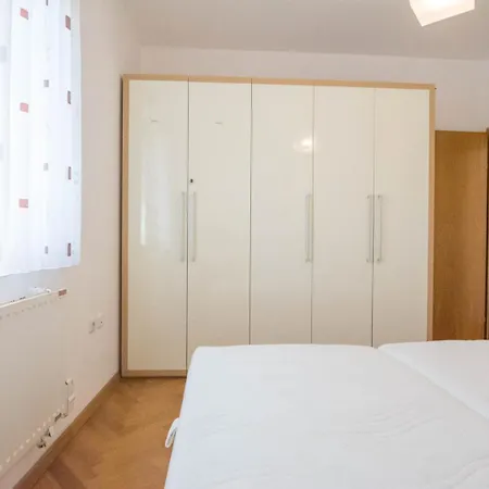 Spacious On A Great Location -apartment Kuhta *