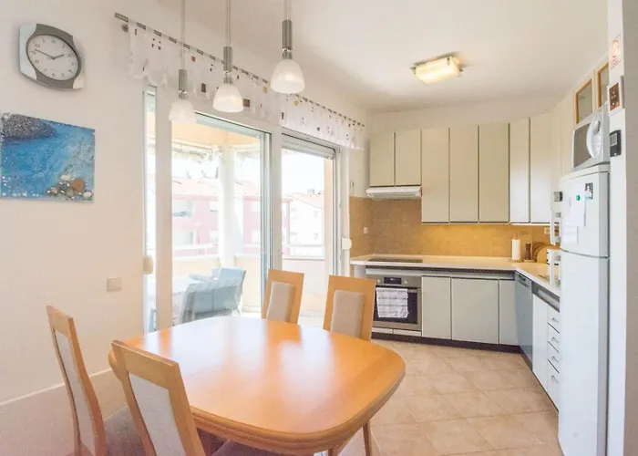 Apartman Spacious On A Great Location -apartment Kuhta *