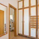 Spacious On A Great Location -apartment Kuhta Biograd Na Moru