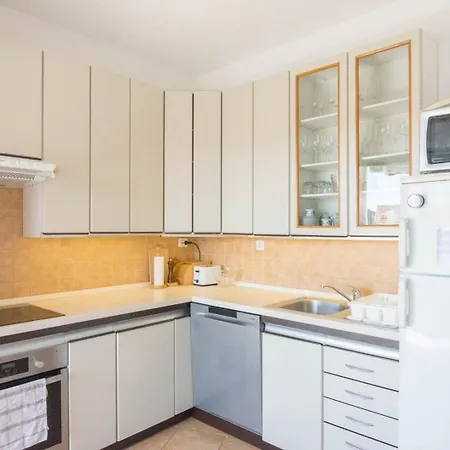 Spacious On A Great Location -apartment Kuhta *